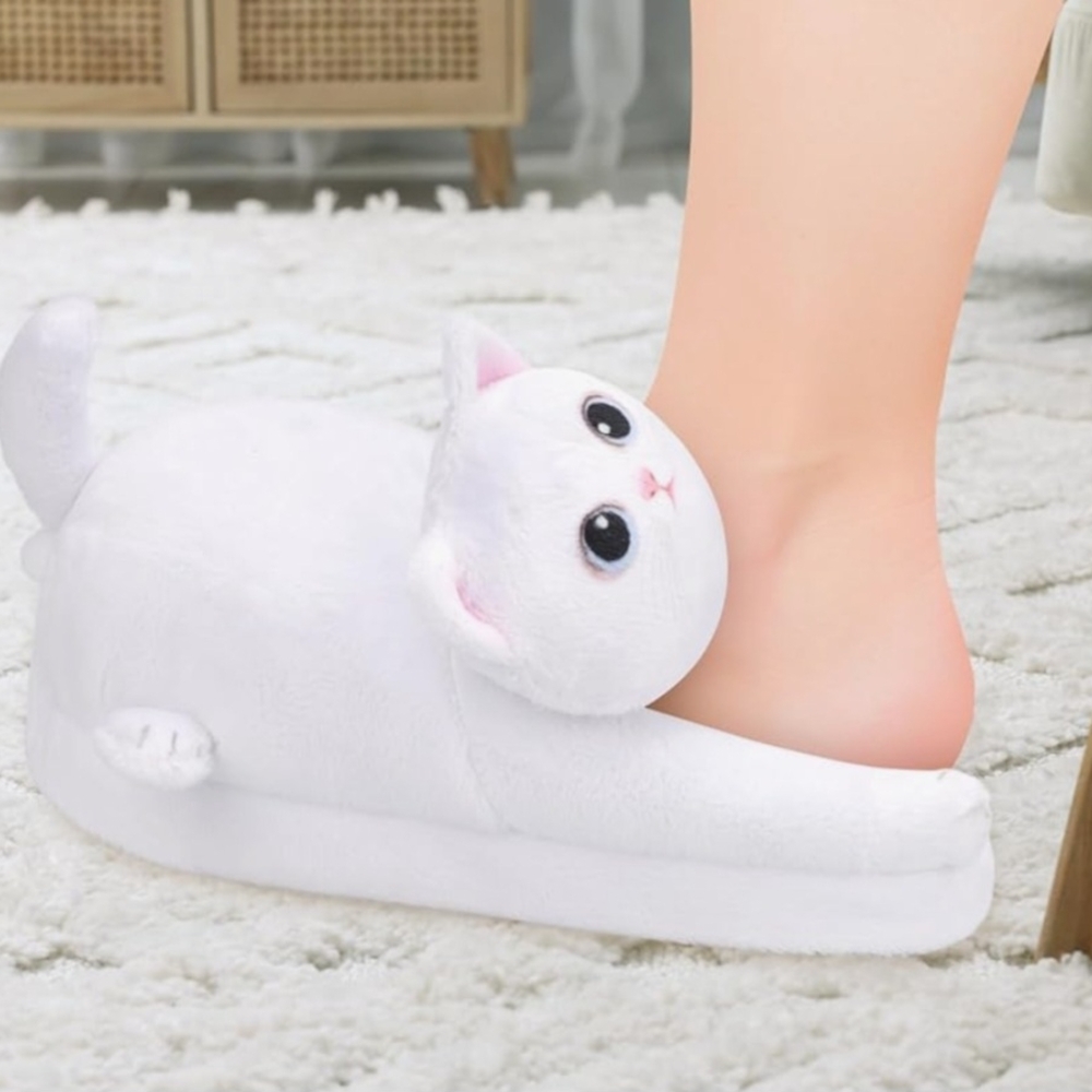 Brand New in Box Cute Memory Foam Cat Slippers - Picture 2 of 6